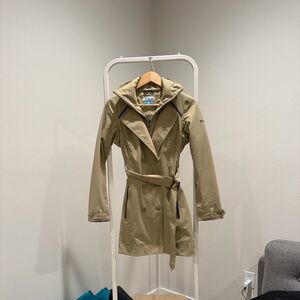 Columbia Omni-heat Trench Coat in Khaki XS